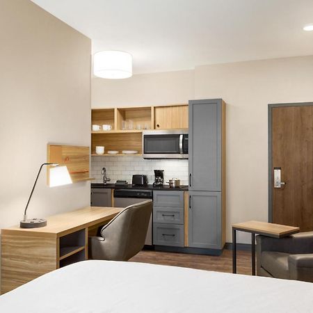 Tamiami Candlewood Suites Miami - Doral By Ihg מראה חיצוני תמונה